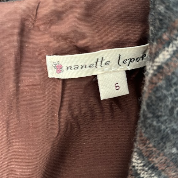 Beautiful vintage wool Nanette Lepore skirt suit. EUC - no tags. 🦌 🍁 - Picture 6 of 6